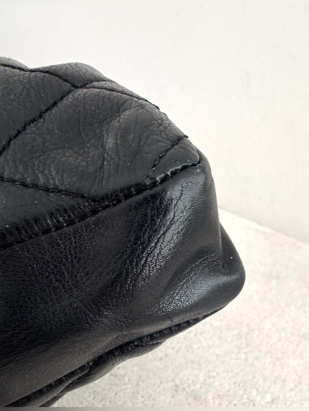 CHANEL Vintage Black Quilted Lambskin CC Turn Lock Belt Bag Bum Bag 75/30 - Picture 14 of 16